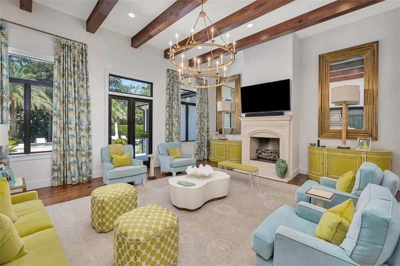 Mizner-Inspired Estate | An entertainer's delight