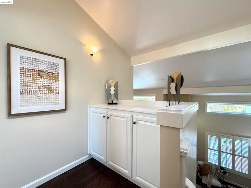3365 Los Prados St, San Mateo, California, United States. - Photo 18
