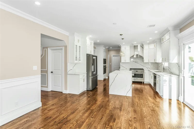 9 Briggs Street, Hicksville, New York, United States. - Photo 15