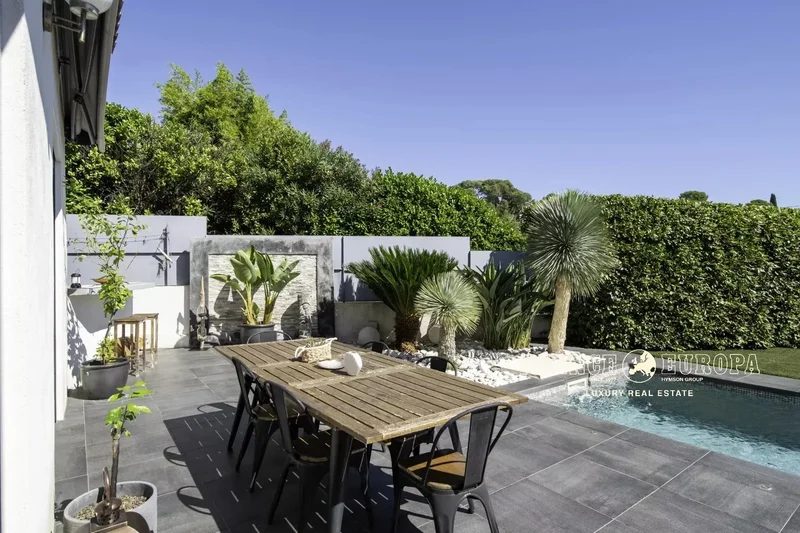 Mougins, Provence-Alpes-Côte d'Azur, France. - Photo 8