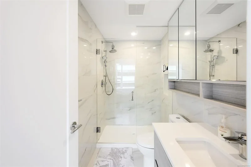 777 Herald St 1006, Victoria, British Columbia, Canada. - Photo 2