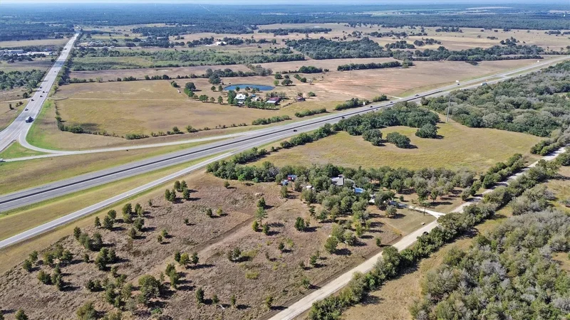 2247 Old Highway 20, McDade, Texas, United States. - Photo 35