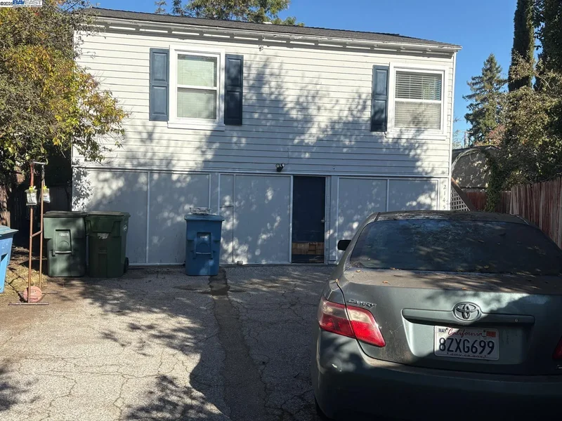 2145 COLUMBIA St, Palo Alto, CA 94306, Palo Alto, California, United States. - Photo 15