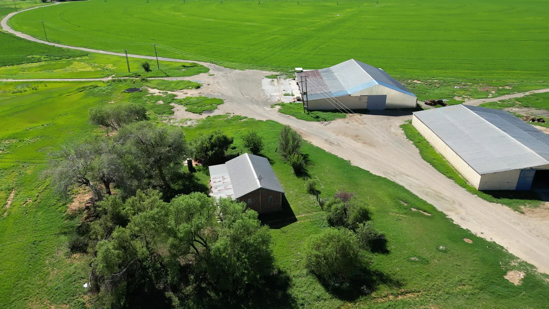 Exterior photo 11