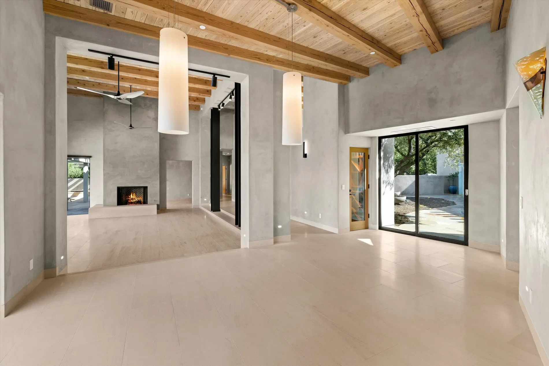 892 Toro Canyon Road, Carpinteria, California, United States. - Photo 32