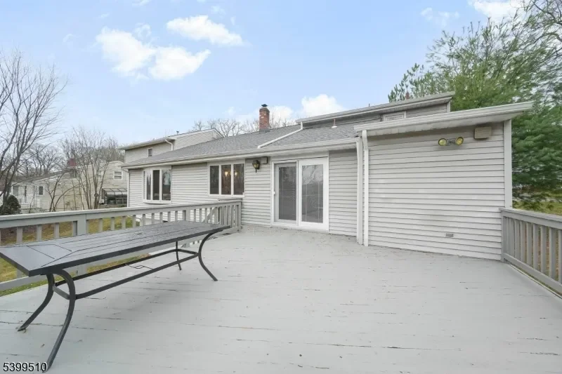 12 Clinton Ln, Wayne Twp., NJ 07470, Wayne, New Jersey, United States. - Photo 26