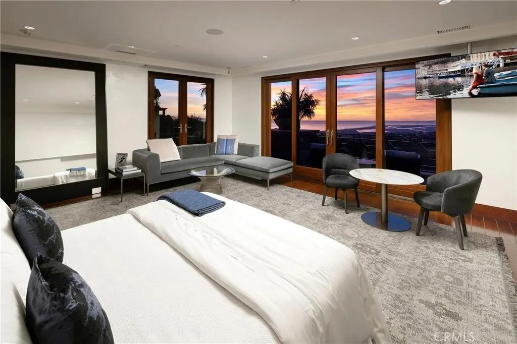 9 Sailcrest, Newport Beach, California, United States. - Photo 17