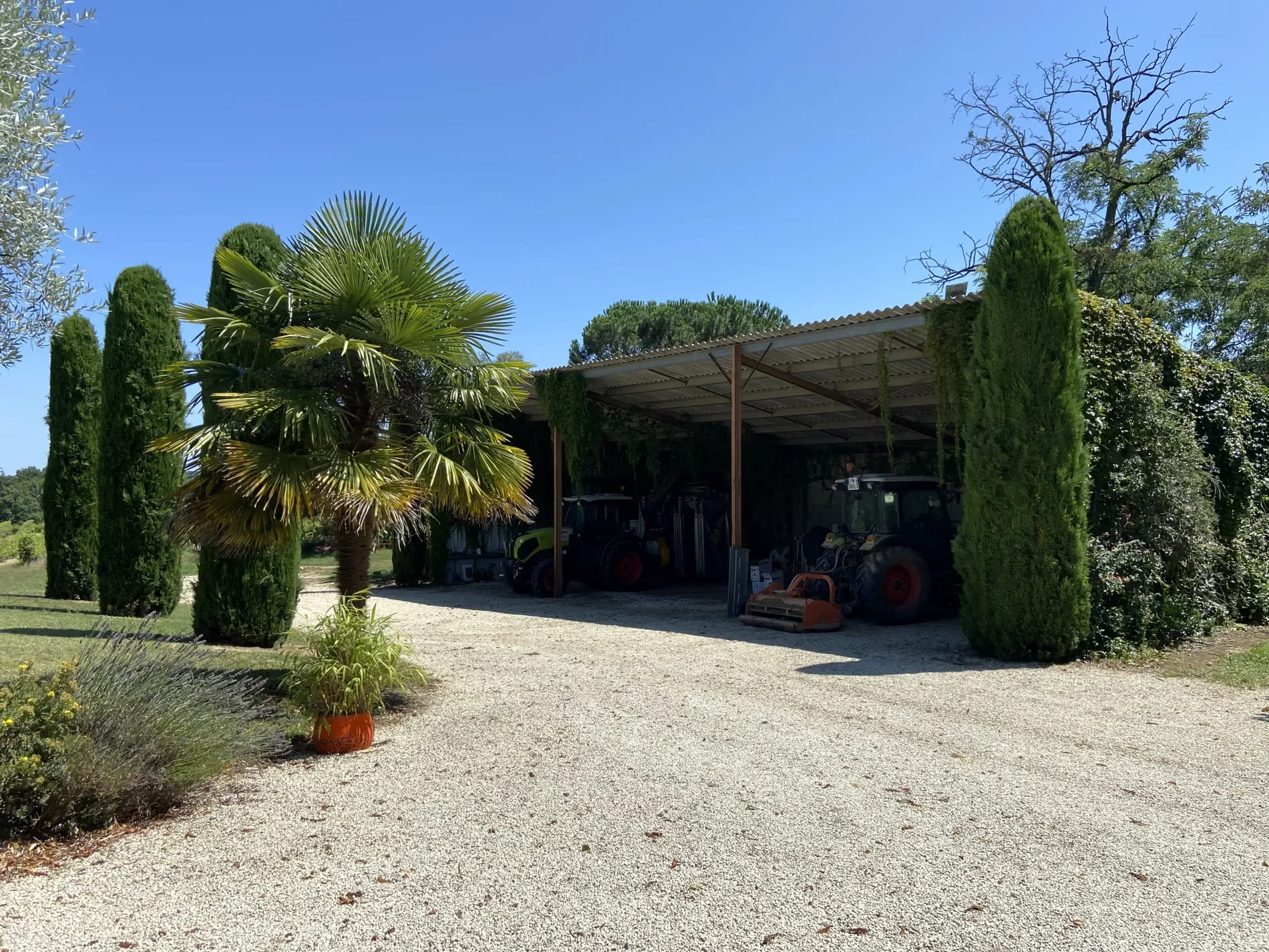 Éauze, Occitanie, France. - Photo 8