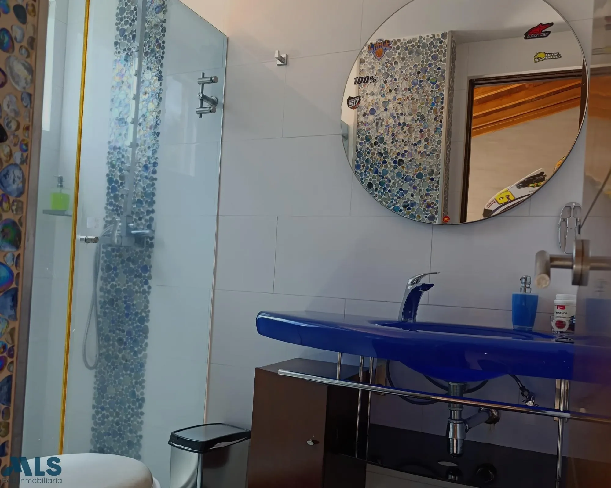 Gallery photo 12