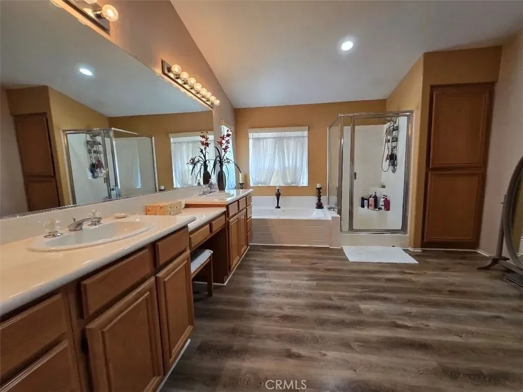 12745 Longhorne, Corona, California, United States. - Photo 16