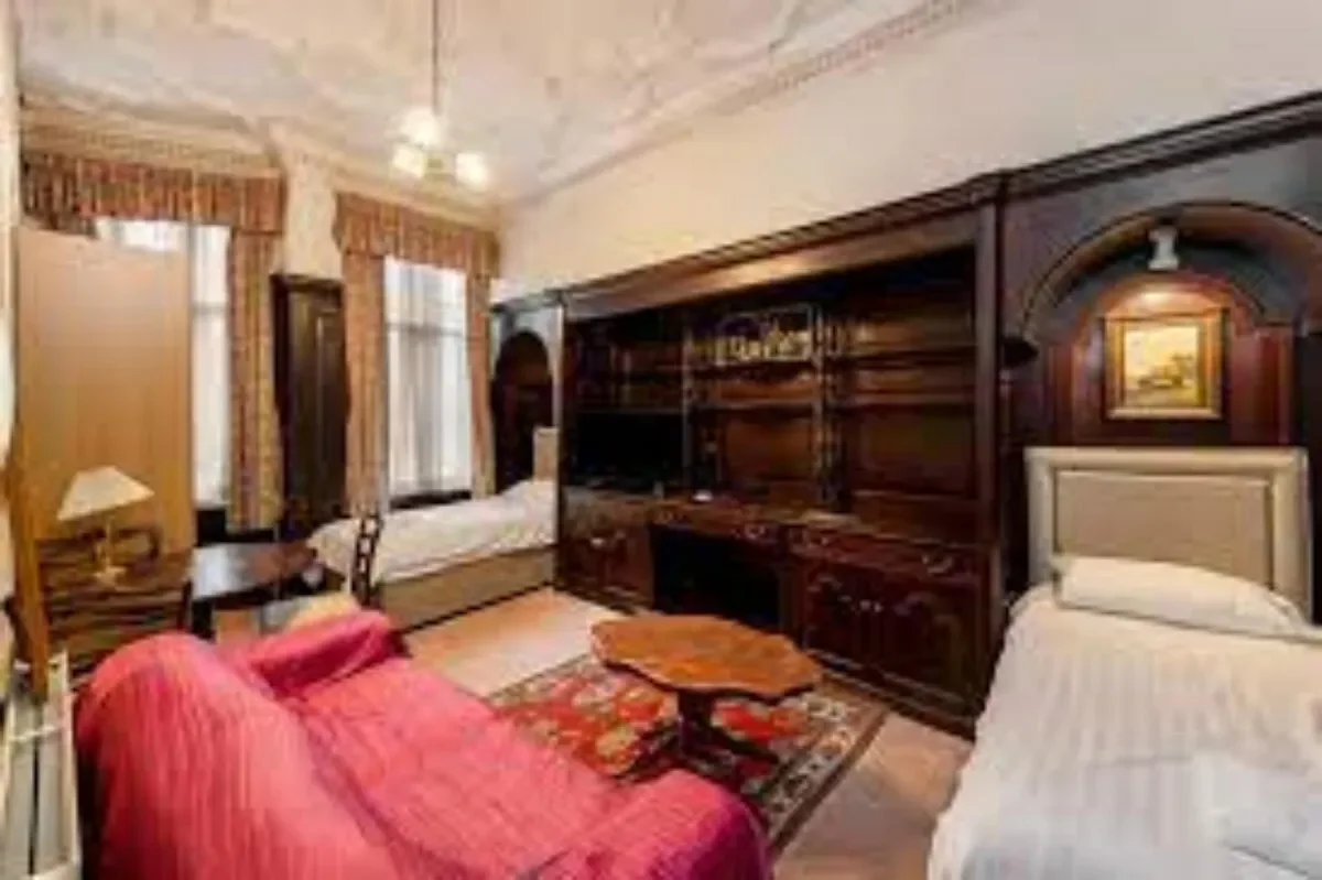 Kensington Court, London, W8, London, England, United Kingdom. - Photo 19