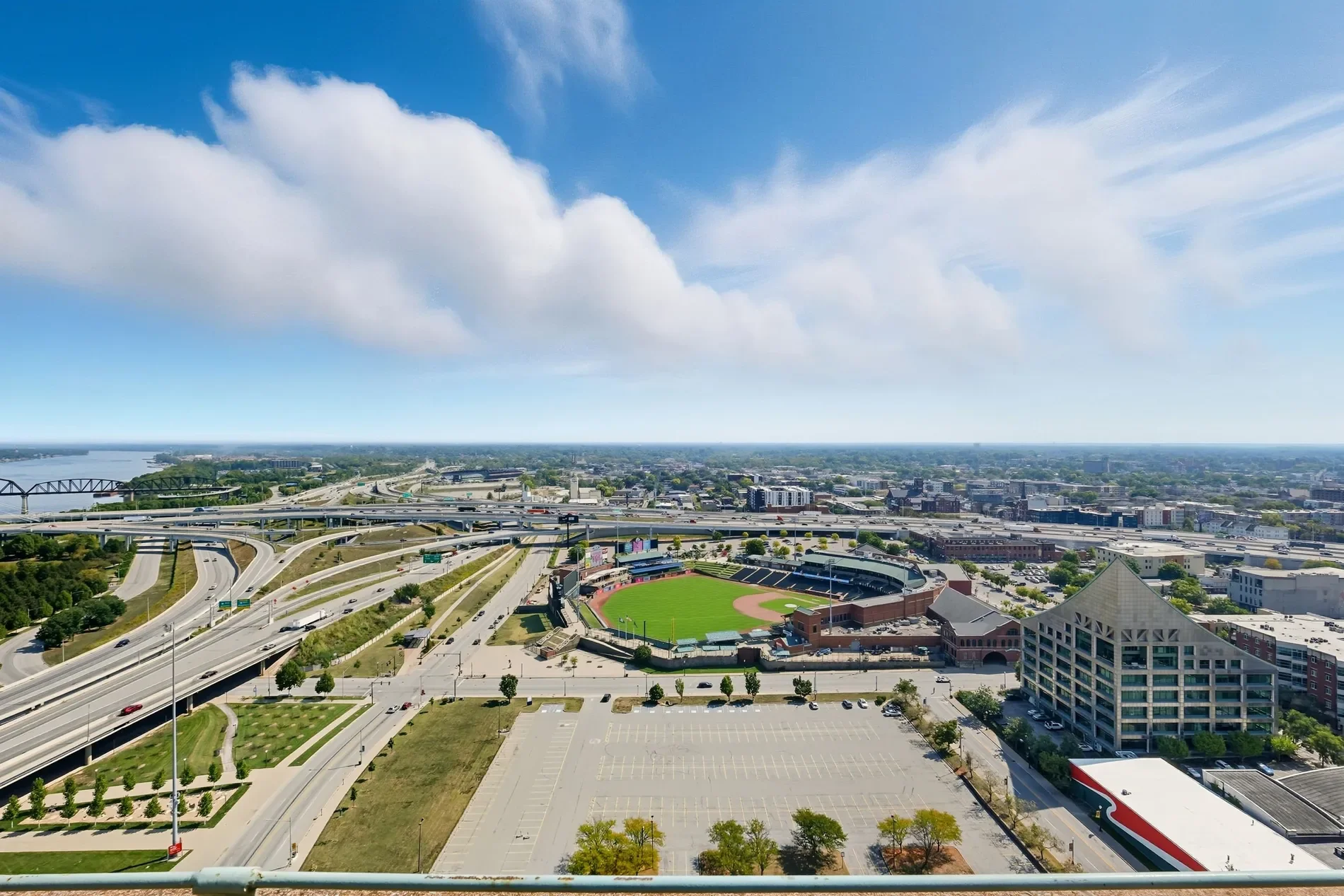222 East Witherspoon Street #2200, Louisville, KY 40202, Watterson Park, Kentucky, United States. - Photo 42