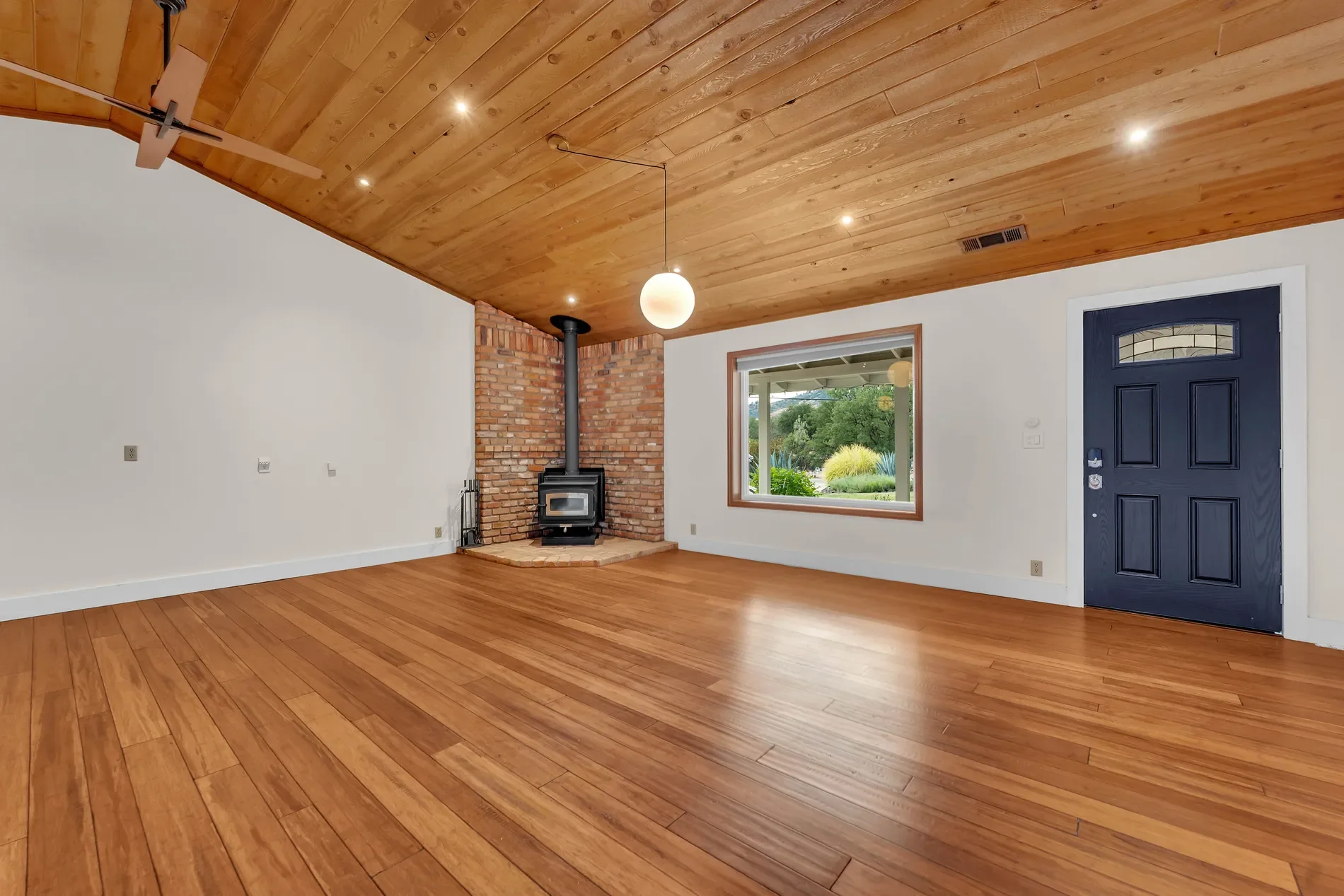 Gallery photo 2