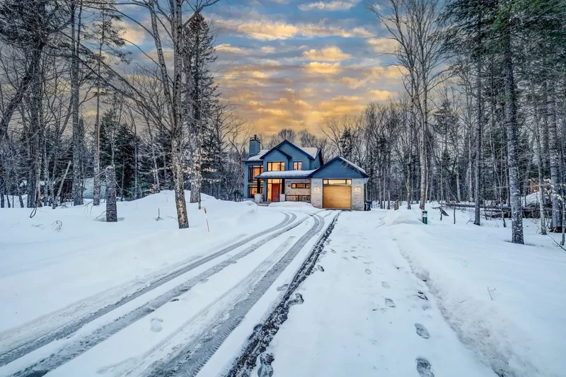 51 Crois. Pangman, Lac-Supérieur, Quebec, Canada. - Photo 28