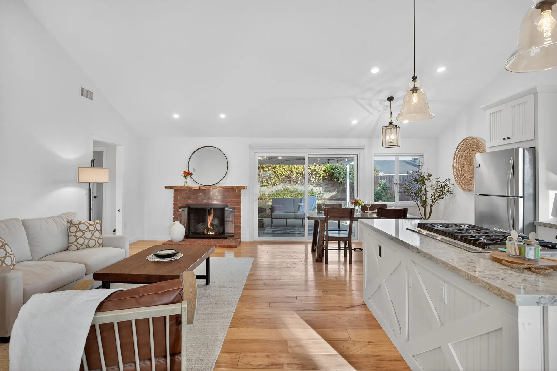 412 Dayloma Avenue , Ventura, CA 93003, Ventura, California, United States. - Photo 34