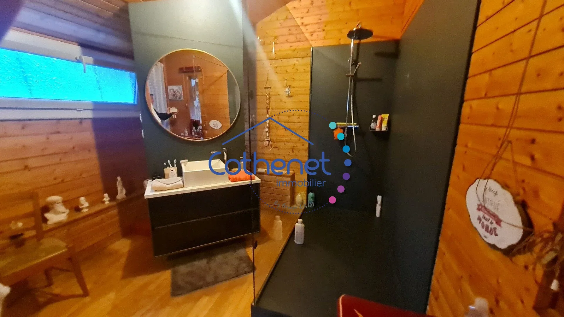 Gallery photo 9
