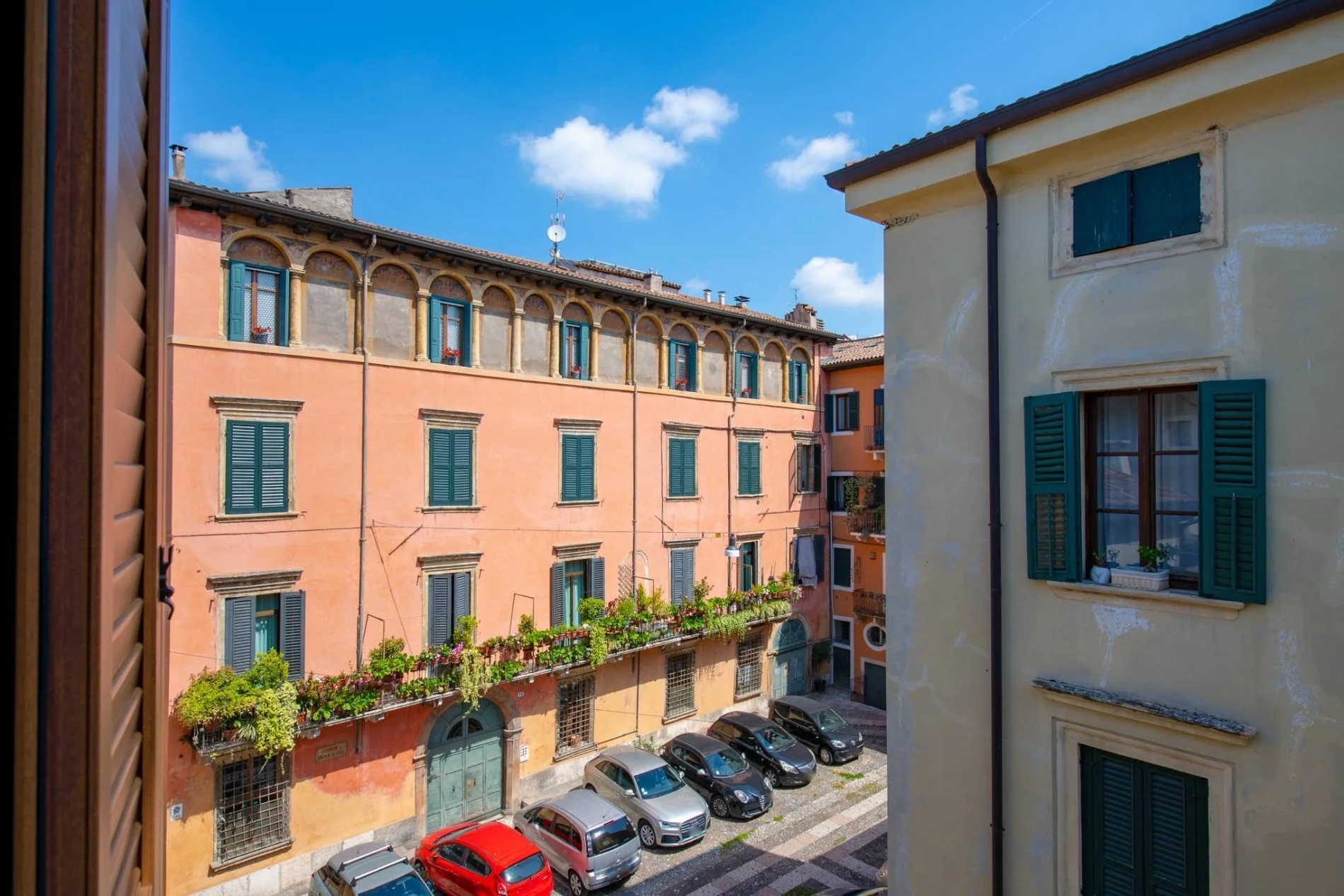 Via Corte Quaranta, Verona, Veneto, Italy. - Photo 7