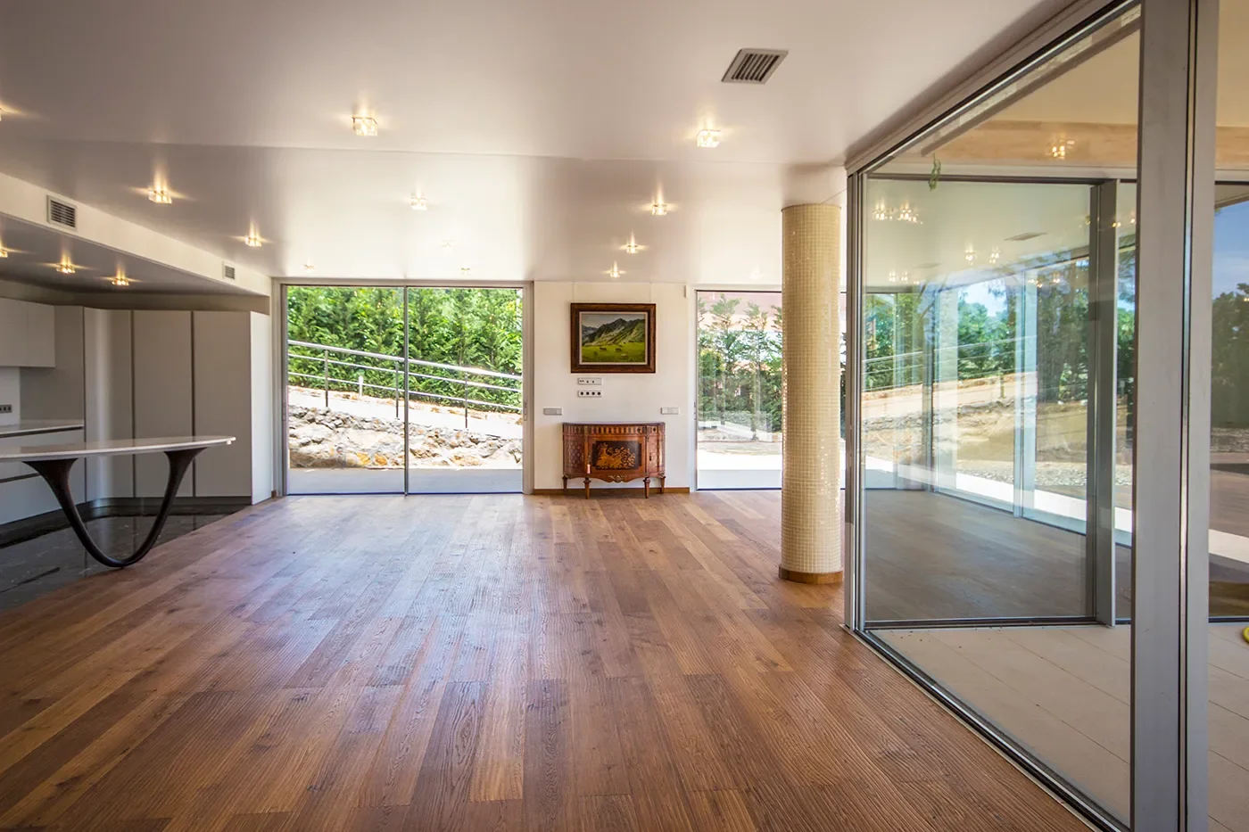 Gallery photo 9