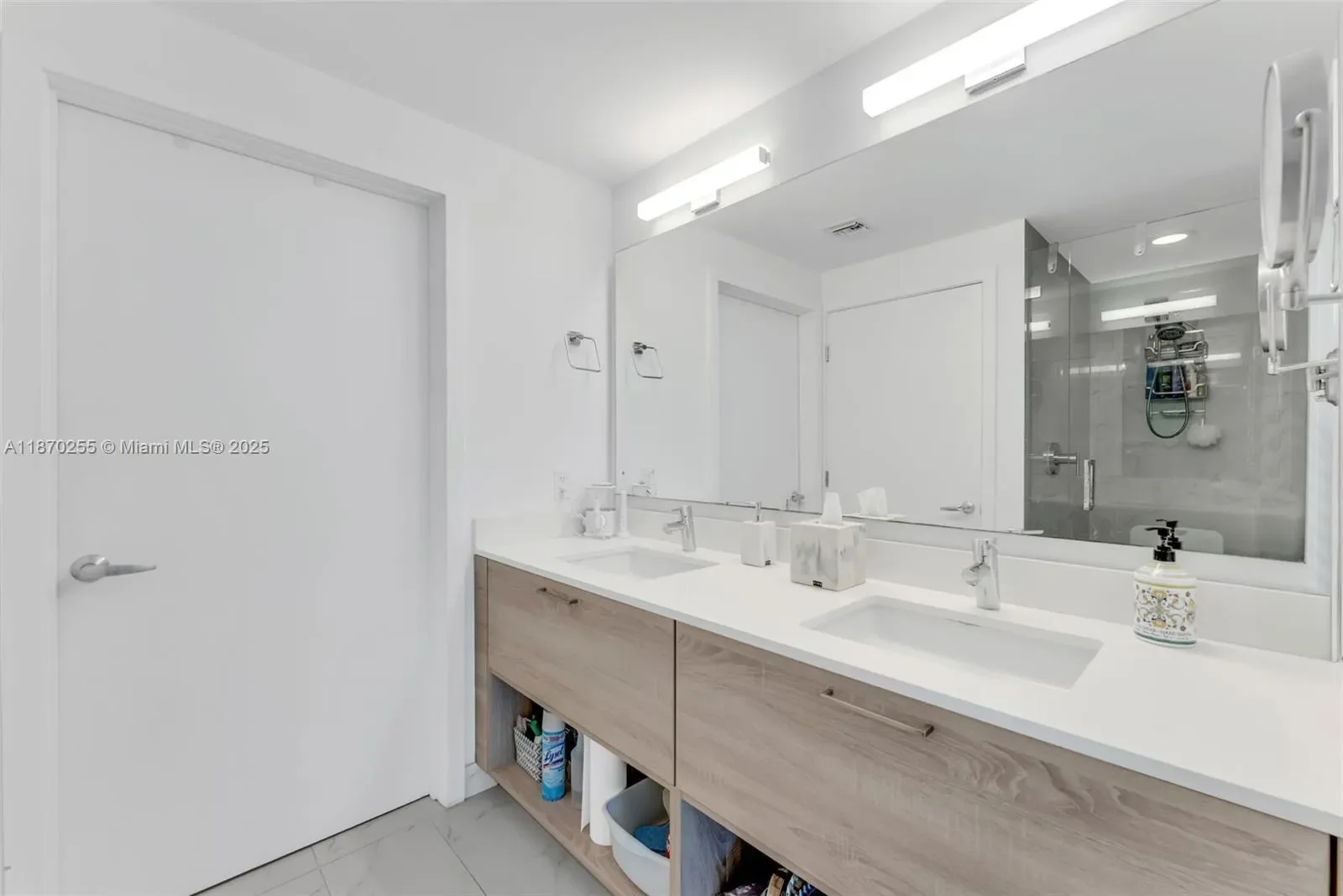 Gallery photo 2