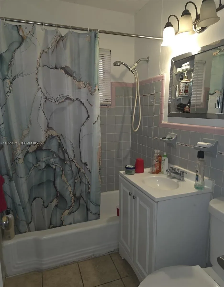 250 NW 63rd Ct, Miami, Florida, United States. - Photo 5