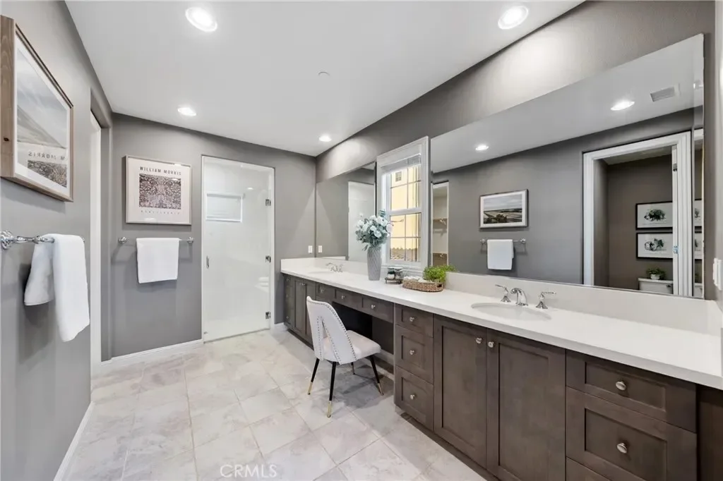 215 Bryce Run, Lake Forest, California, United States. - Photo 13