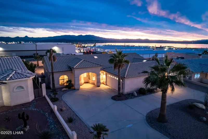 1850 Kirk Dr, Lake Havasu City, AZ 86404, Desert Hills, Arizona, United States. - Photo 60