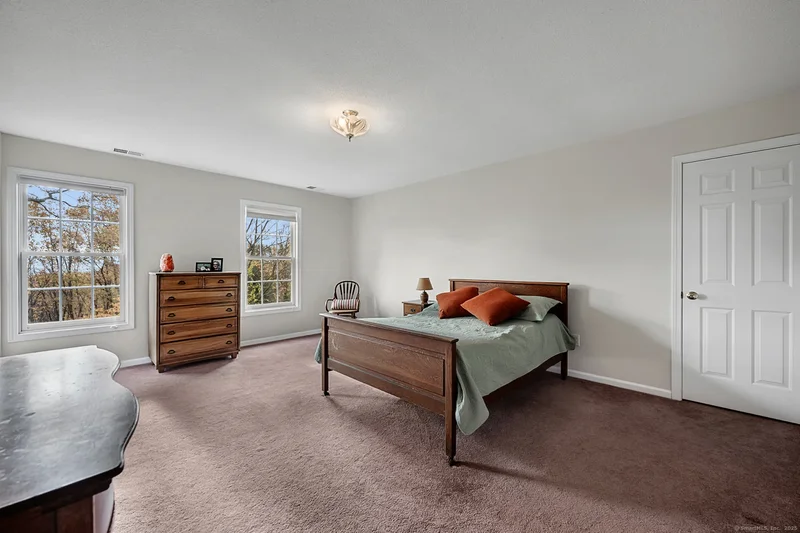 8 Briar Cliff, Burlington, Connecticut, United States. - Photo 20