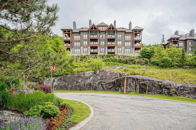 170 Ch. des Sous-Bois 9, Mont-Tremblant, Quebec, Canada. - Photo 25