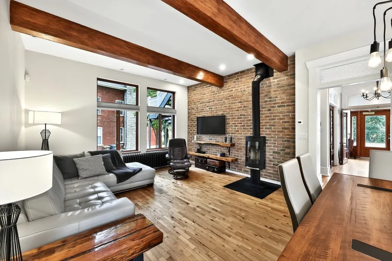 20 Rue St-Charles, Montréal, Quebec, Canada. - Photo 3