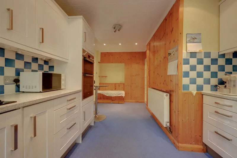 6 Folders Lane, Burgess Hill, RH15 0DR, Burgess Hill, England, United Kingdom. - Photo 4