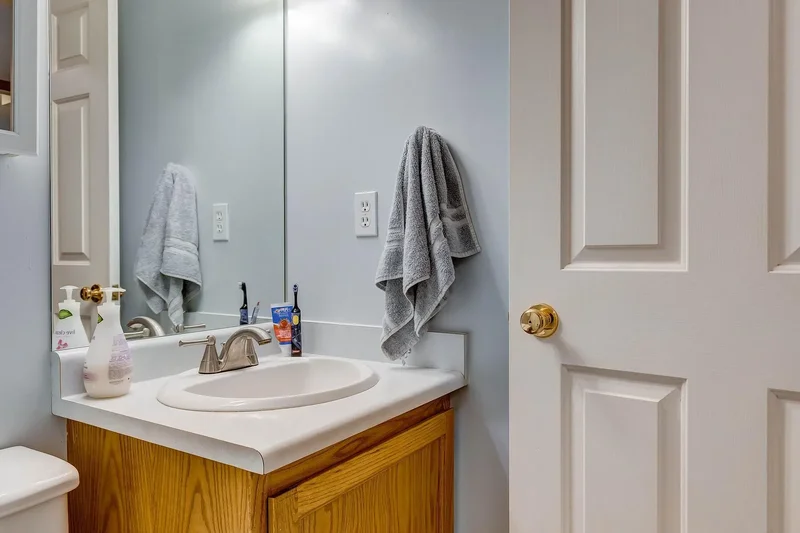 16455 Commonage Road, Lake Country, BC V4V 1B3, Lake Country, British Columbia, Canada. - Photo 56