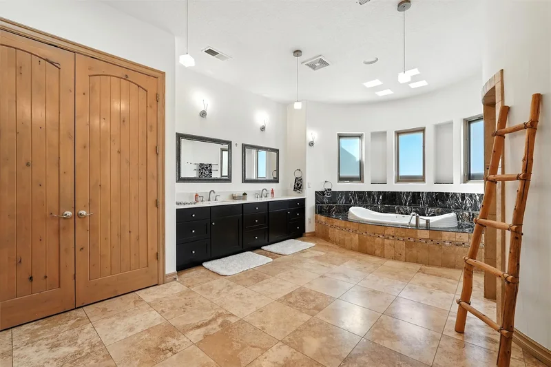 123 Sego Lane, Corrales, NM 87048, Corrales, New Mexico, United States. - Photo 26