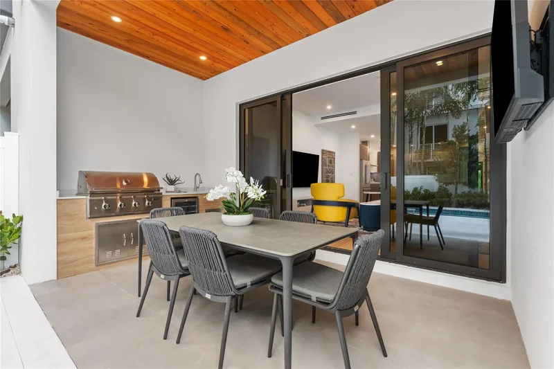 808 SE 12th Street 808, Fort Lauderdale, Florida, United States. - Photo 3