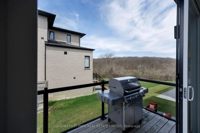 29 Limerick Street, Gormley, Ontario, Canada. - Photo 16