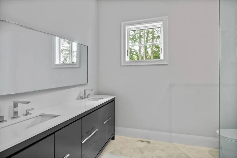 Noyack Road, Sag Harbor, New York, United States. - Photo 6