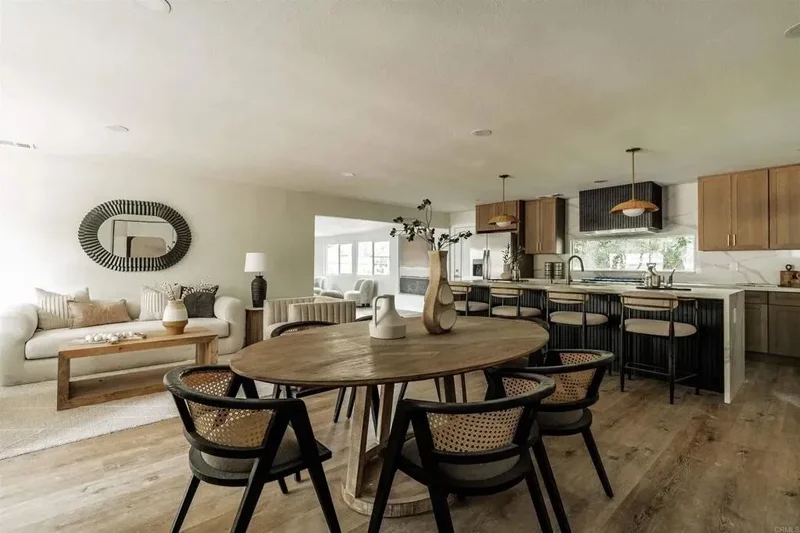 2275 Ivy Road, Oceanside, California, United States. - Photo 7