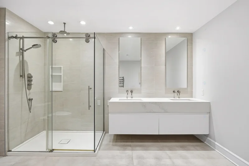 31 Av. Lorne 320, Saint-Lambert, Quebec, Canada. - Photo 21