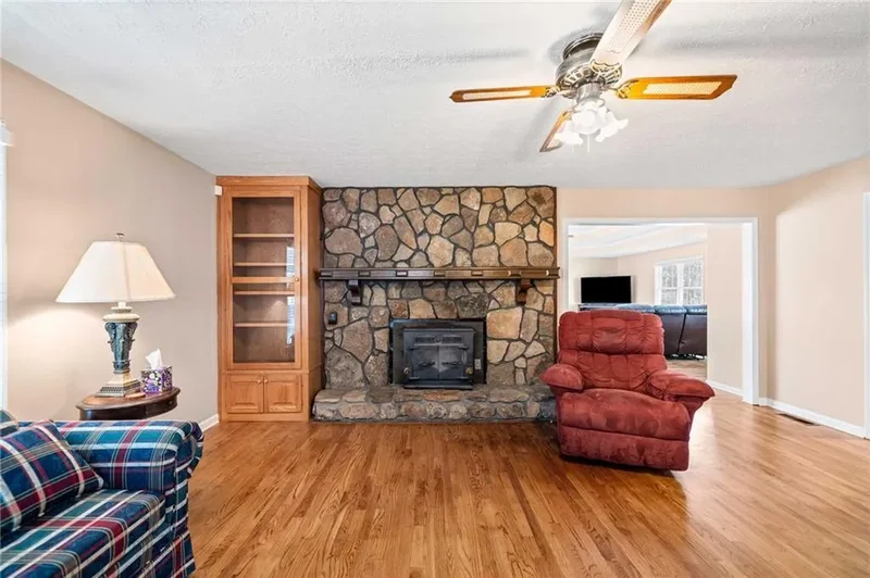 444 Pineview Drive, Canton, Georgia, United States. - Photo 8