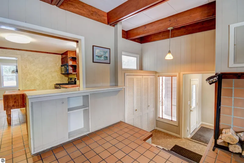 8616 Cedar Run Road, Traverse City, MI 49684, Traverse City, Michigan, United States. - Photo 17