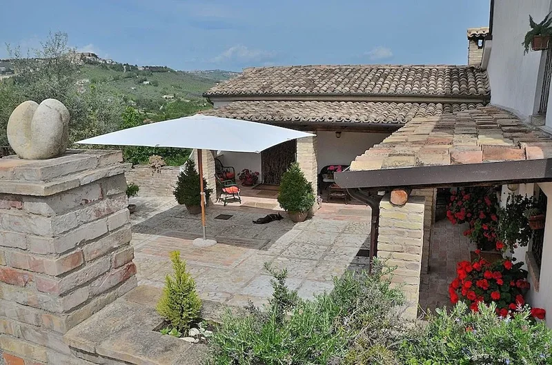 Abruzzo, Italy. - Photo 12