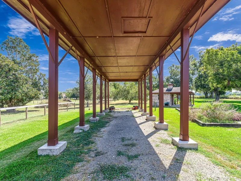 100 Pecan Grove Road, Sealy, Texas, United States. - Photo 44