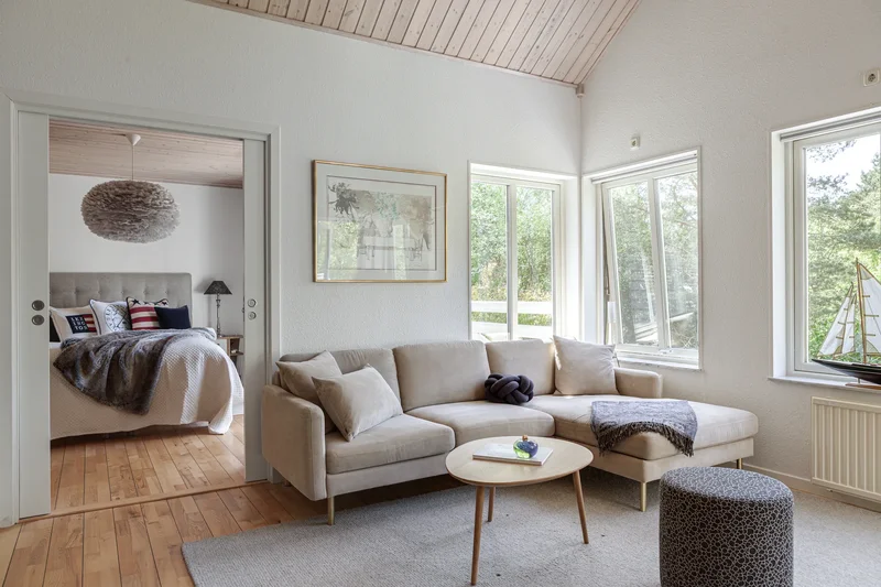 Substantial Ljunghusen Villa with Timeless Architecture, Bright Spacious Rooms and Park-like Garden.