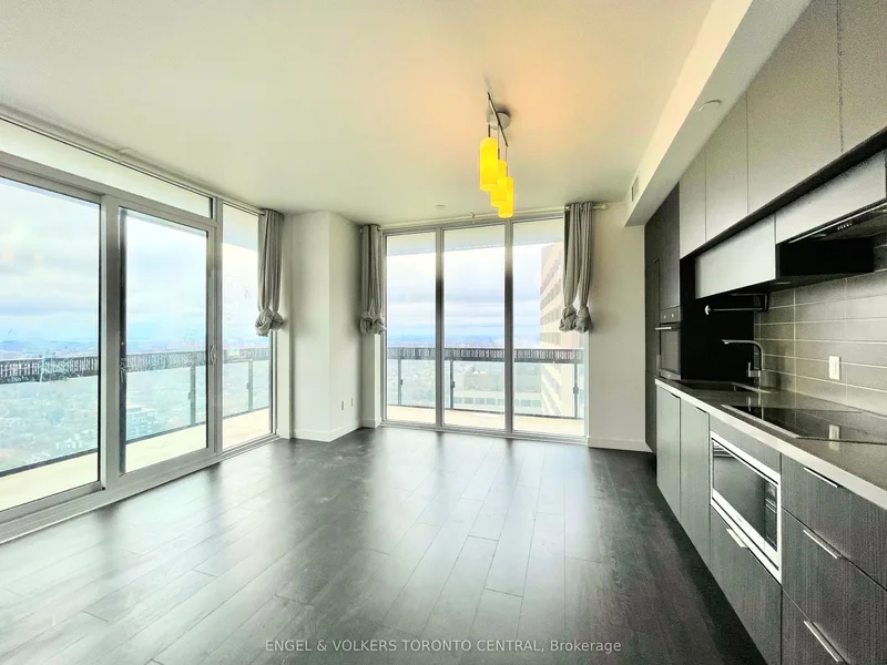 8 Eglinton Avenue E 3002, Toronto, Ontario, Canada. - Photo 2