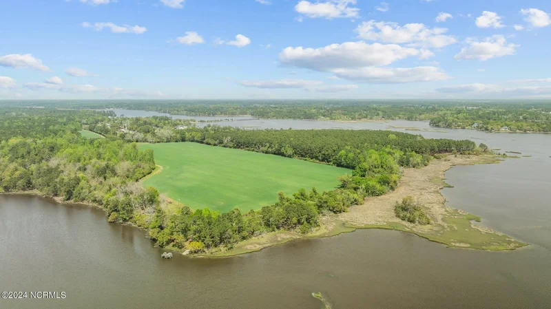 517 Queens Creek Road, Hubert, NC 28539, Swansboro, North Carolina, United States. - Photo 2