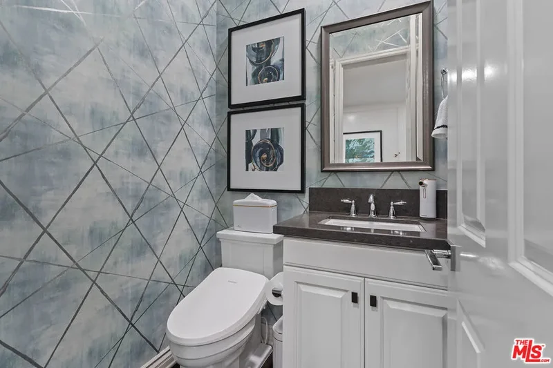 55 Suede, Irvine, California, United States. - Photo 21