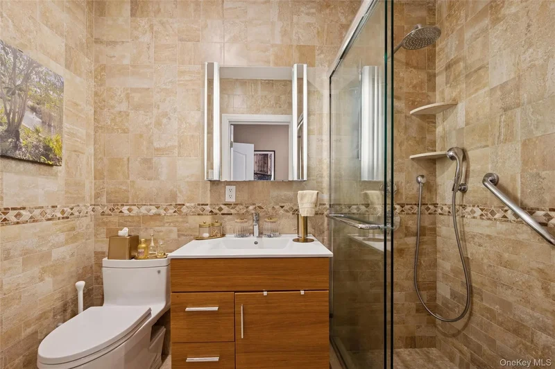 157 Monroe Boulevard, Long Beach, New York, United States. - Photo 18