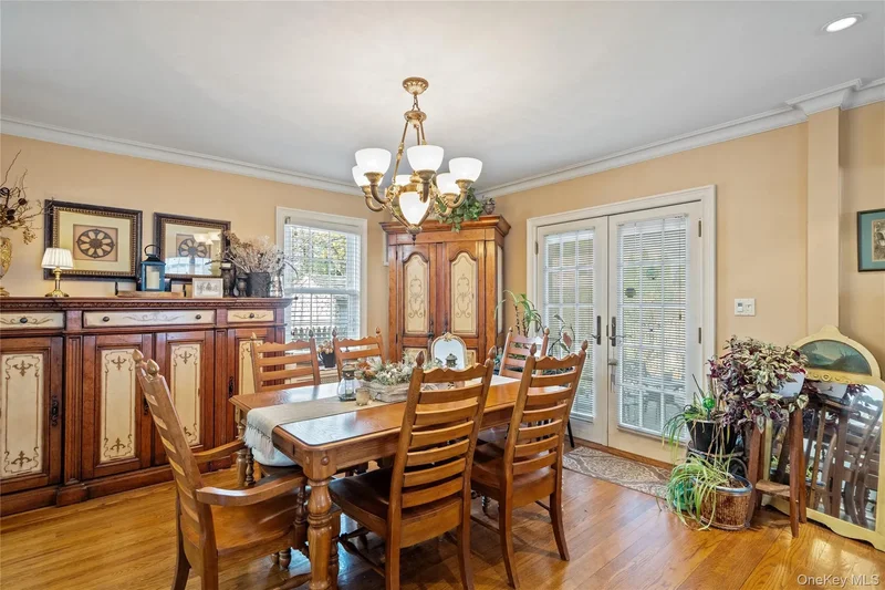 126 Oakland Avenue, West Hempstead, New York, United States. - Photo 4