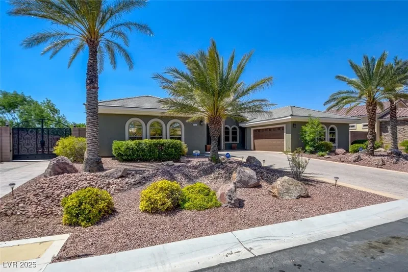 8465 Picket Ridge Court, Las Vegas, Nevada, United States. - Photo 4