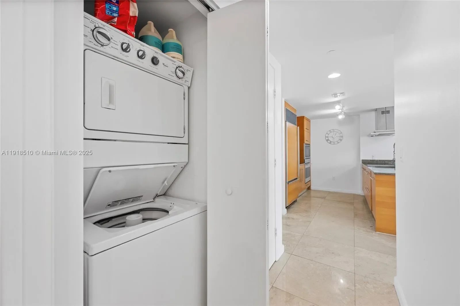 485 Brickell Ave 3503, Miami, Florida, United States. - Photo 11