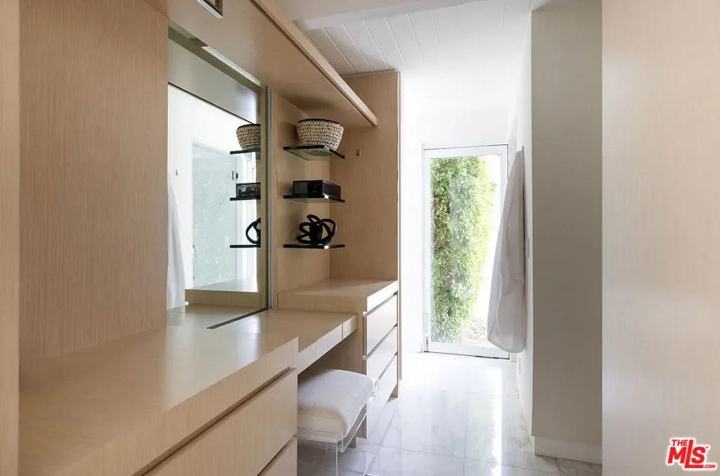 1323 S Driftwood Drive, Palm Springs, California, United States. - Photo 27